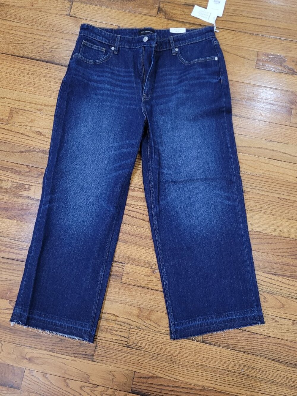 Free Assembly High Rise Wide Leg Cropped Raw Hem Jeans - Size 14 NWT